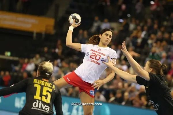 ?i=corr%2f28%2fkoo_28592