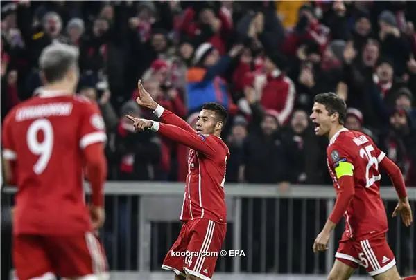 ?i=epa%2fsoccer%2f2017-12%2f2017-12-05%2f2017-12-05-06369999_epa