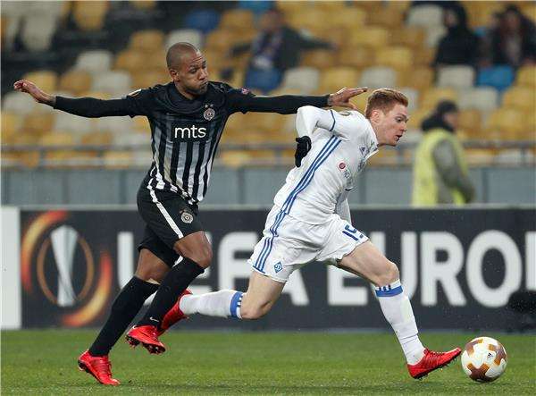 جانب من لقاء دينامو وبارتيزان