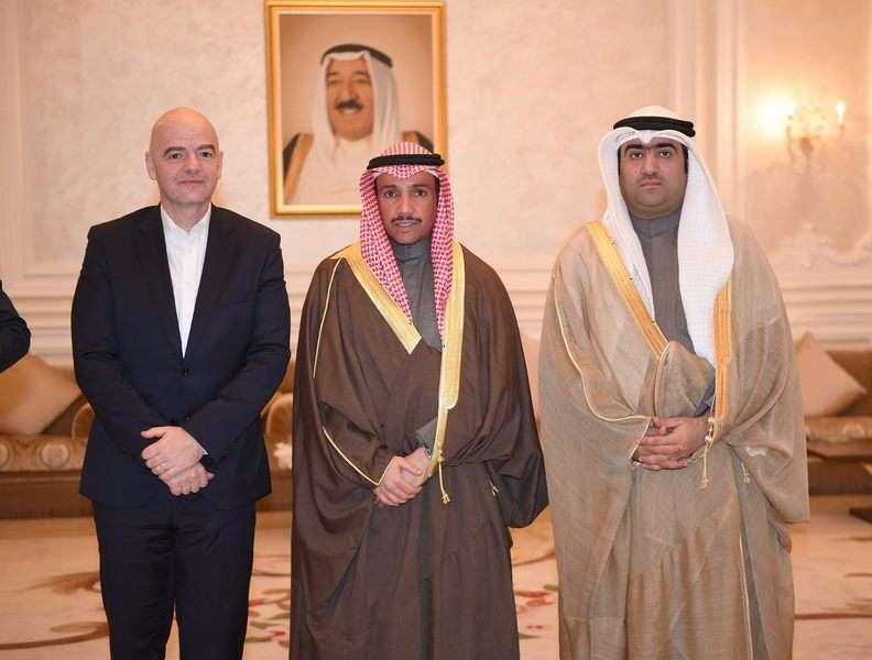 إنفانتينو خلال زيارته للكويت على هامش رفع الإيقاف