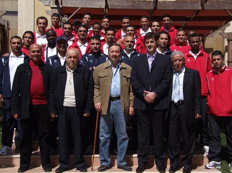 وفد فريق شباب الاردن بمقر النادي قبل التوجه للمطار