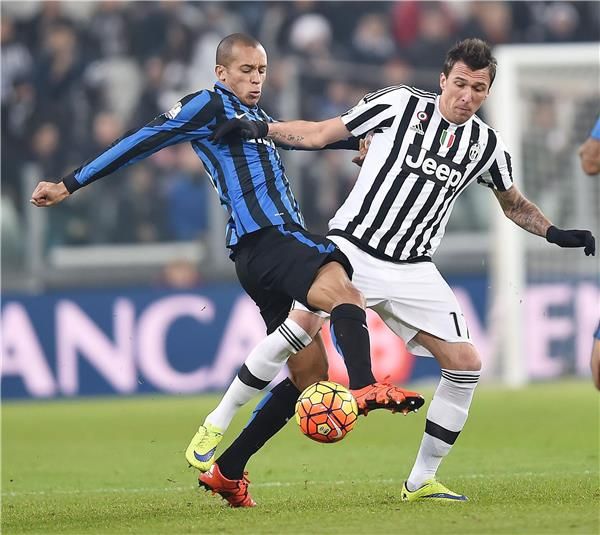 من مباراة سابقة بين يوفنتوس وإنتر ميلان 