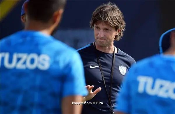 ?i=epa%2fsoccer%2f2017-12%2f2017-12-08%2f2017-12-08-06375836_epa