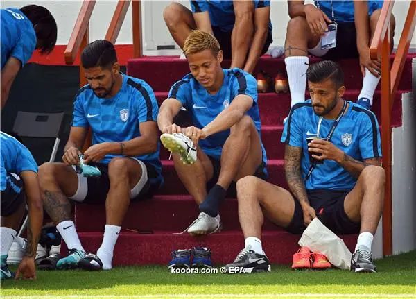 ?i=epa%2fsoccer%2f2017-12%2f2017-12-08%2f2017-12-08-06375854_epa