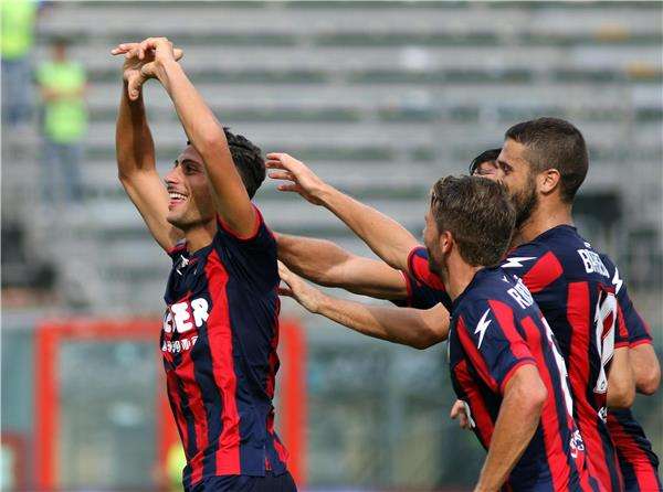 لاعبو كروتوني