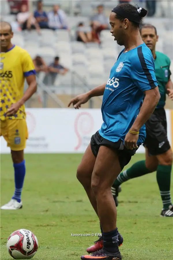 ?i=epa%2fsoccer%2f2017-12%2f2017-12-08%2f2017-12-08-06377628_epa