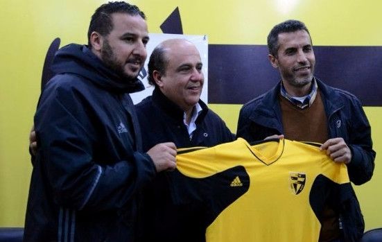 خلال تقديم المدرب