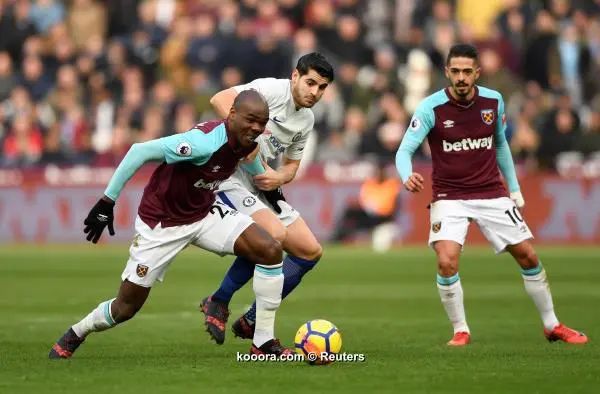 ?i=reuters%2f2017-12-09%2f2017-12-09t134757z_1121767611_rc15216f9050_rtrmadp_3_soccer-england-whu-che_reuters