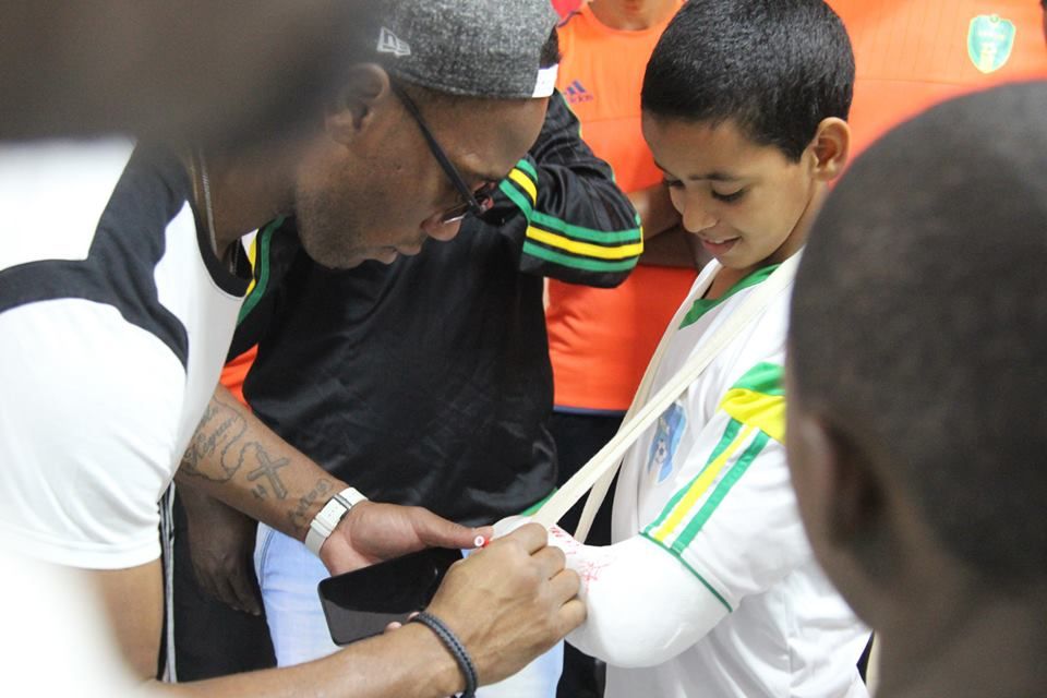 24862562_1633675500058880_1544930154154564099_n