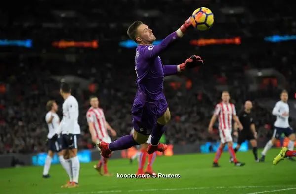 ?i=reuters%2f2017-12-09%2f2017-12-09t162831z_983436320_rc1ea0363a80_rtrmadp_3_soccer-england-tot-stk_reuters