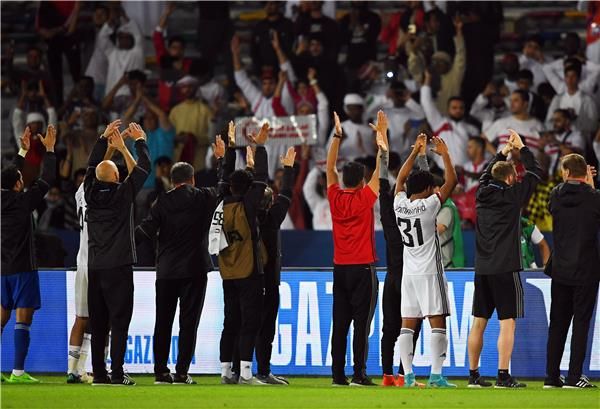 لاعبو الجزيرة الإماراتي