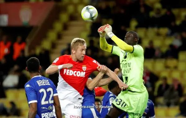 ?i=reuters%2f2017-12-09%2f2017-12-09t203758z_91747592_rc167db290b0_rtrmadp_3_soccer-france-amo-tro_reuters