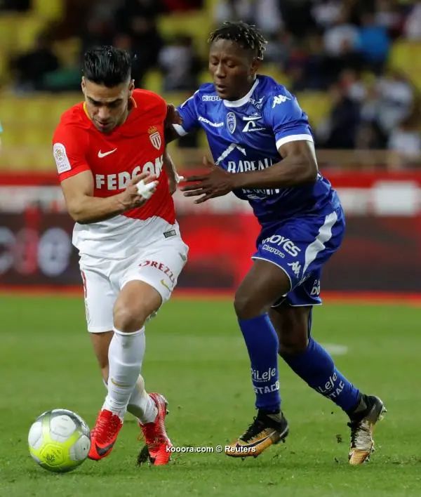 ?i=reuters%2f2017-12-09%2f2017-12-09t202607z_447558005_rc1eedf448b0_rtrmadp_3_soccer-france-amo-tro_reuters