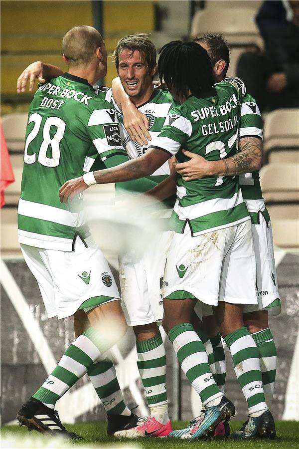 لاعبو سبورتنج لشبونة