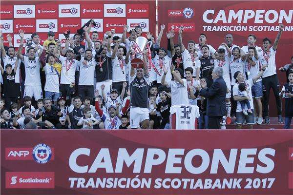 جانب من التتويج