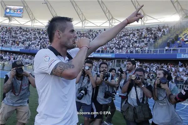 ?i=epa%2fsoccer%2f2017-12%2f2017-12-10%2f2017-12-10-06380339_epa