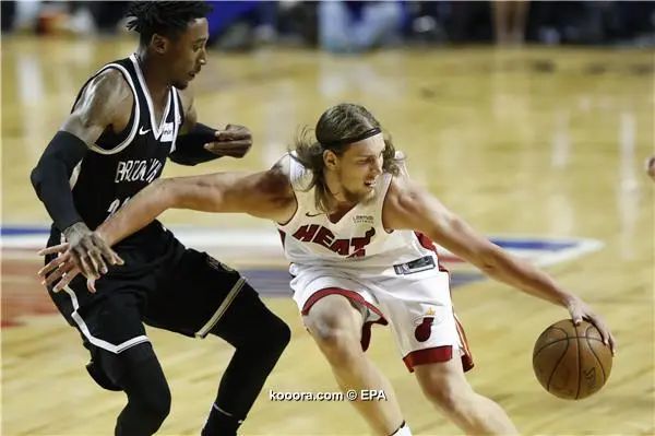 ?i=epa%2fbasketball%2f2017-12%2f2017-12-10-06380313_epa