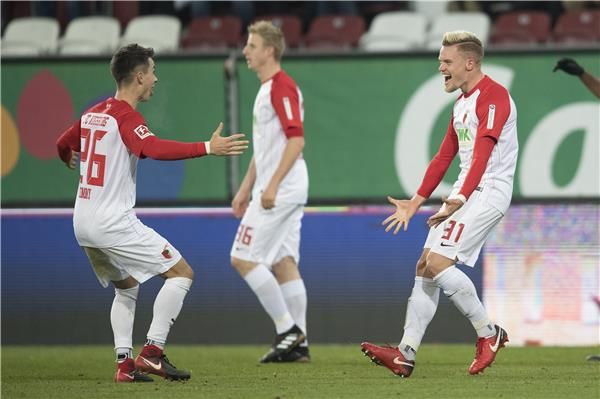 لاعبو أوجسبورج