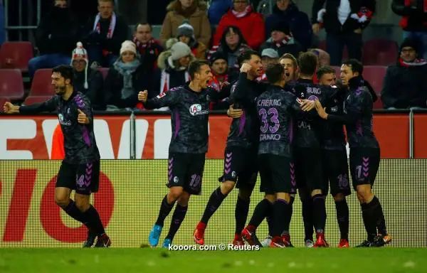 ?i=reuters%2f2017-12-10%2f2017-12-10t150815z_1692169652_rc1b2a302700_rtrmadp_3_soccer-germany-cgn-scf_reuters