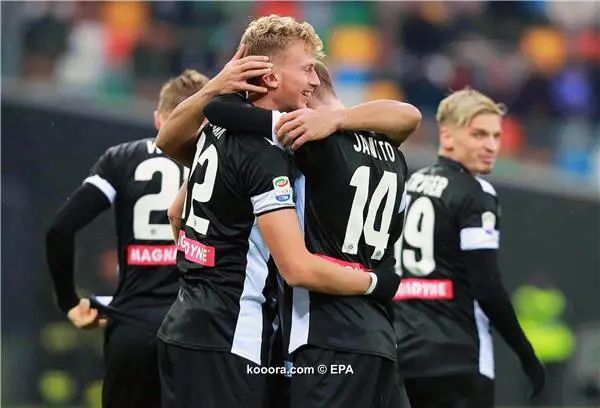 ?i=epa%2fsoccer%2f2017-12%2f2017-12-10%2f2017-12-10-06381371_epa