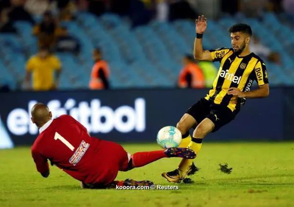 ?i=reuters%2f2017-12-11%2f2017-12-11t013041z_1634253563_rc1fcfeaa600_rtrmadp_3_soccer-uruguay-def-pen_reuters
