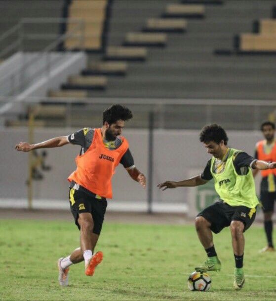 من مران الفريق 