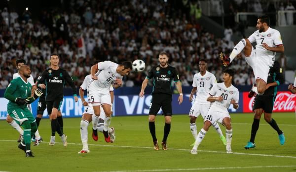 جانب من مواجهة ريال مدريد والجزيرة