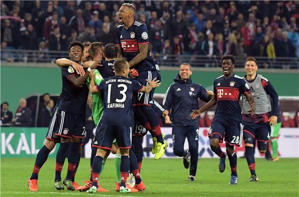 فرحة لاعبو بايرن