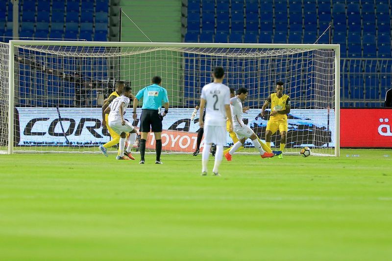 لقاء سابق بين الفريقين 