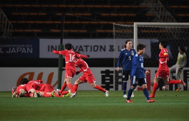 فرحة لاعبات كوريا الشمالية