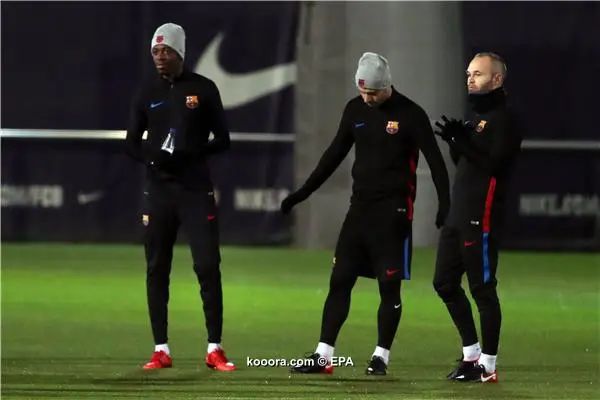 ?i=epa%2fsoccer%2f2017-12%2f2017-12-09%2f2017-12-09-06379687_epa