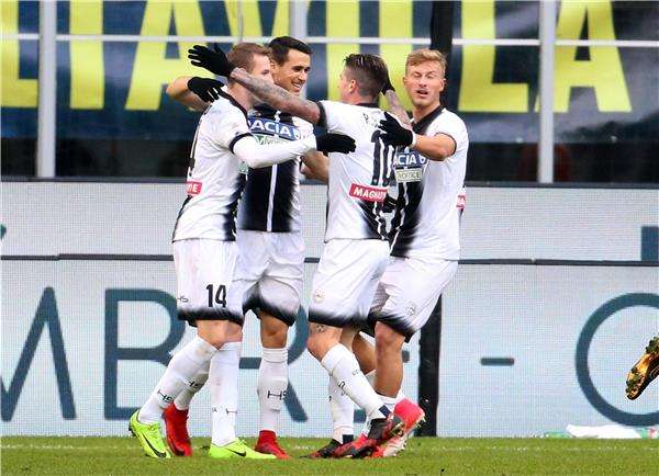 لاعبو أودينيزي