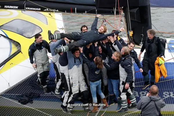 ?i=reuters%2f2017-12-17%2f2017-12-17t114300z_1155628904_rc1b1ab9a6c0_rtrmadp_3_sailing-solo_reuters