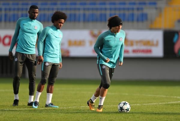 لاعبو تشيلسي