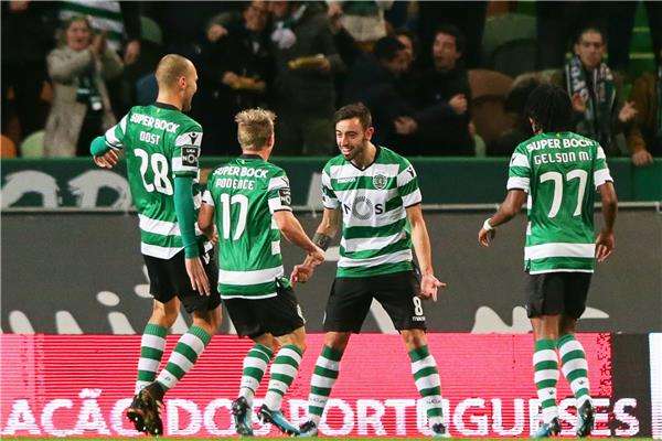 لاعبو سبورتينج لشبونة