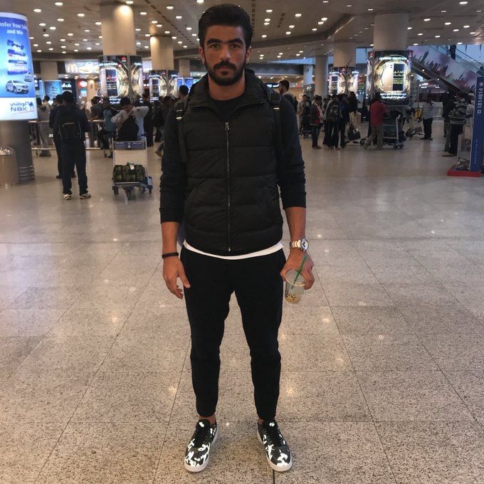 الرياحي في مطار الكويت قبل المغادرة إلى الأردن 