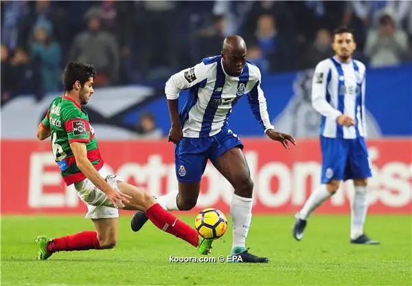 ?i=epa%2fsoccer%2f2017-12%2f2017-12-18%2f2017-12-18-06397851_epa