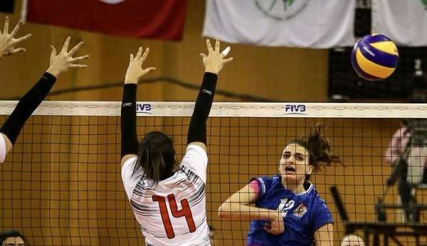 لقطة من المباراة