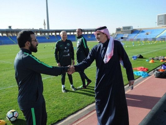 التمياط يزور معسكر المنتخب