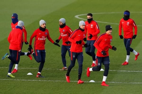 لاعبو باريس سان جيرمان