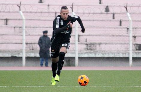 عادل لخضاري 