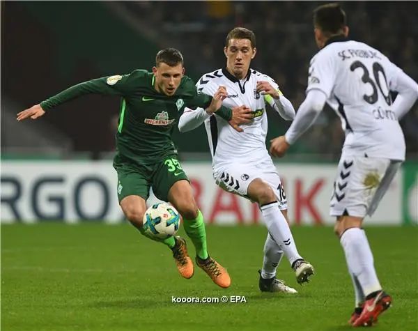 ?i=epa%2fsoccer%2f2017-12%2f2017-12-20%2f2017-12-20-06400401_epa