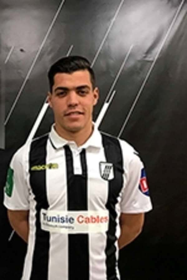 الزموري بقميص الصفاقسي