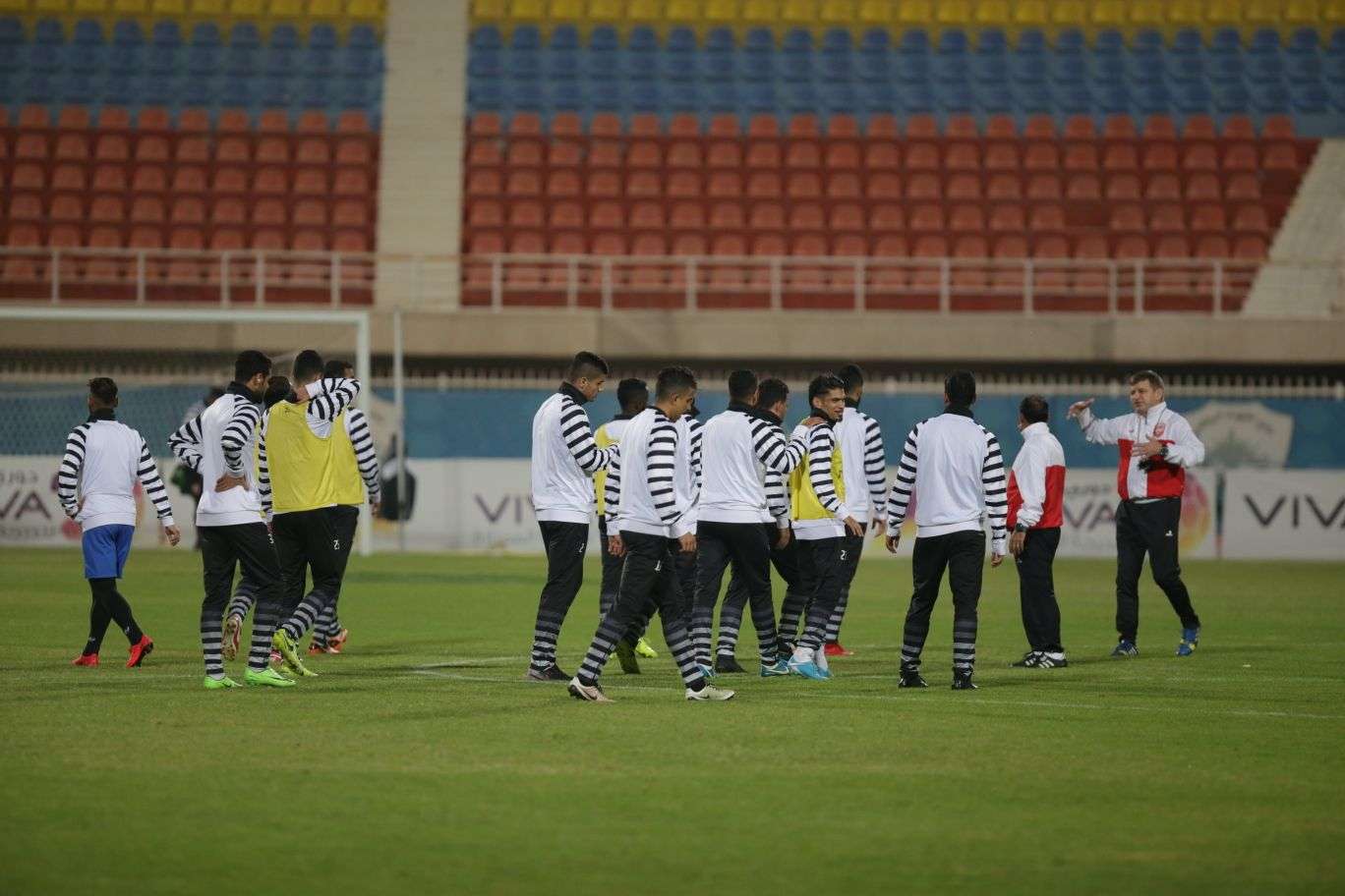 جانب من تدريبات منتخب البحرين