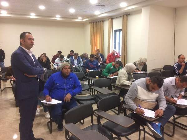 جانب من الامتحانات
