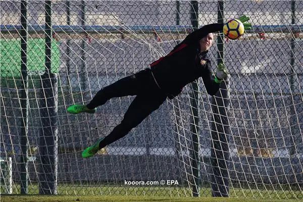 ?i=epa%2fsoccer%2f2017-12%2f2017-12-22%2f2017-12-22-06402856_epa