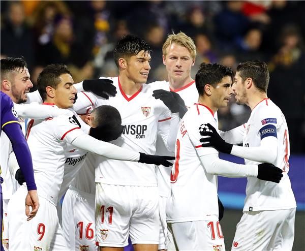 لاعبو إشبيلية