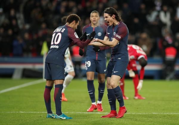 كافاني ونيمار ومبابي