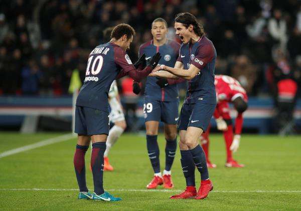 كافاني ونيمار ومبابي