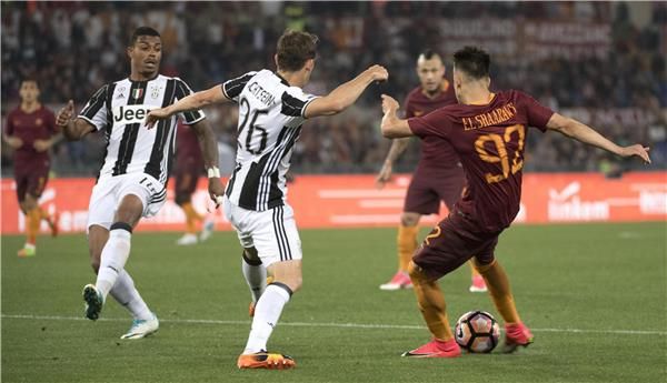 لقاء سابق بين روما ويوفنتوس